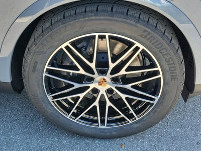 2026 Porsche Cayenne Coupe Base