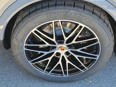 2026 Porsche Cayenne Coupe Base