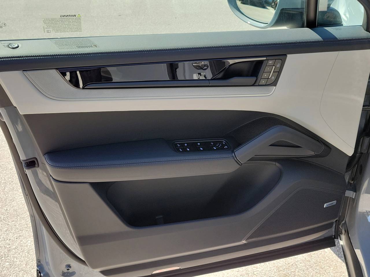 2026 Porsche Cayenne Coupe Base