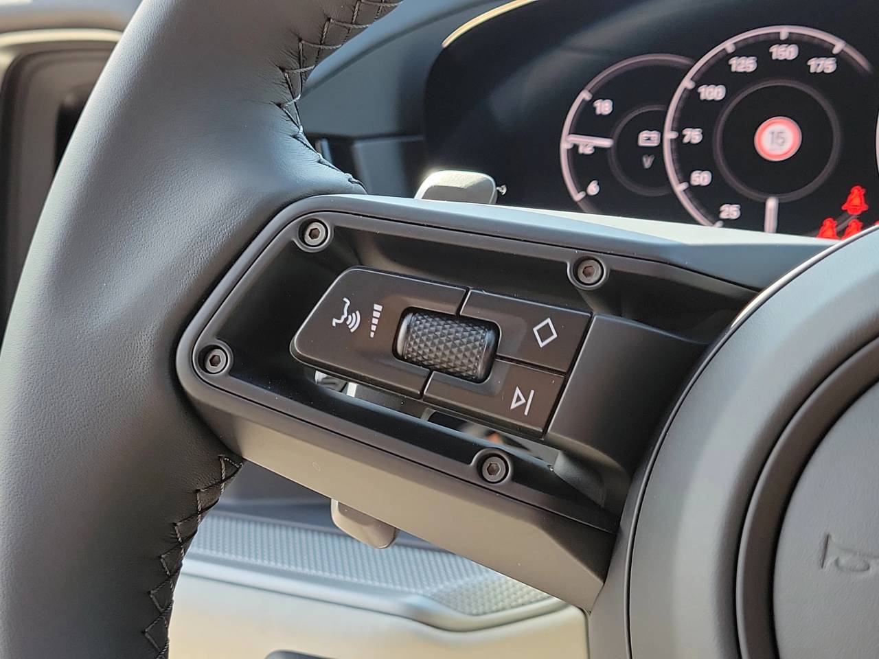 2026 Porsche Cayenne Coupe Base