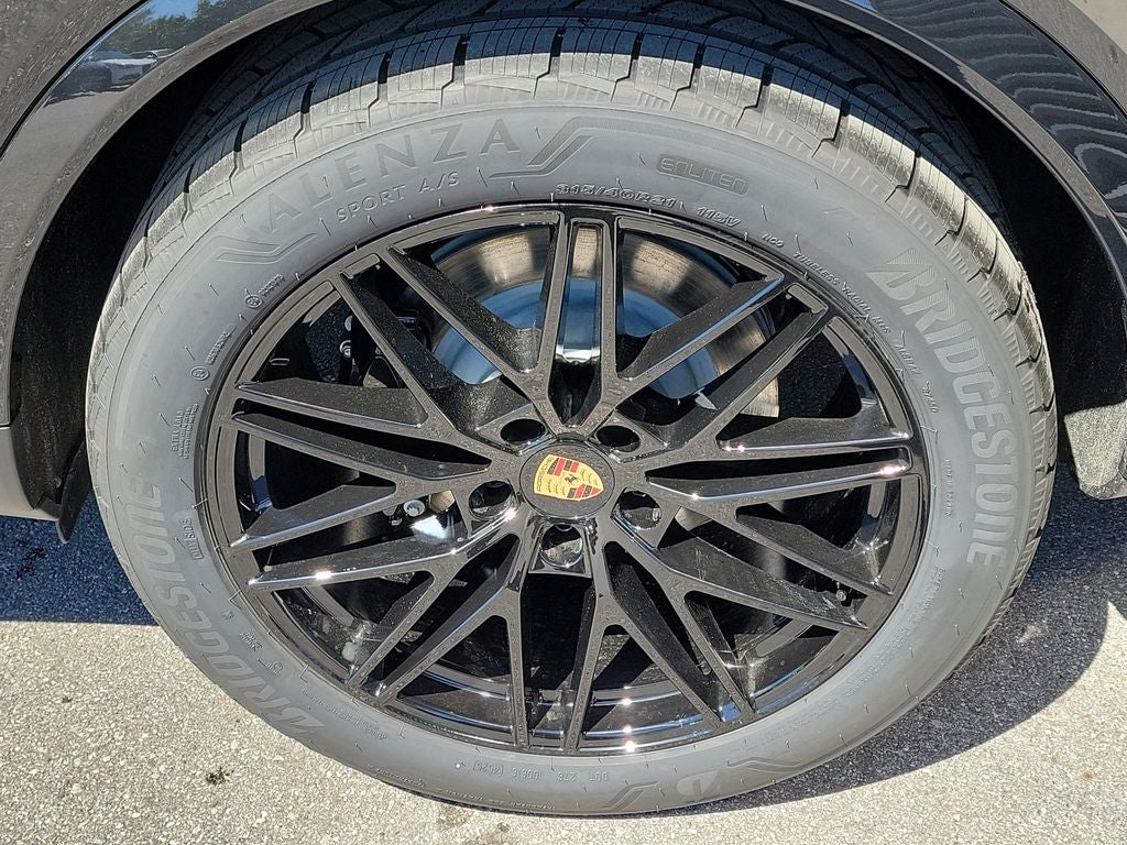 2026 Porsche Cayenne Coupe Base