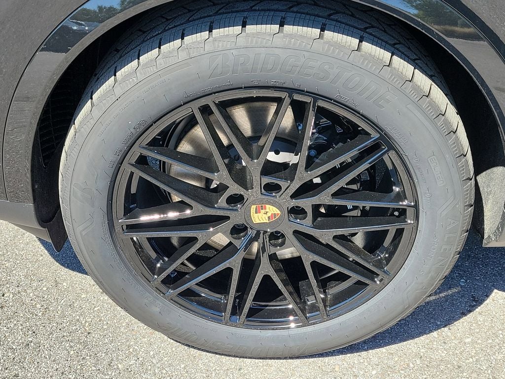 2026 Porsche Cayenne Coupe Base