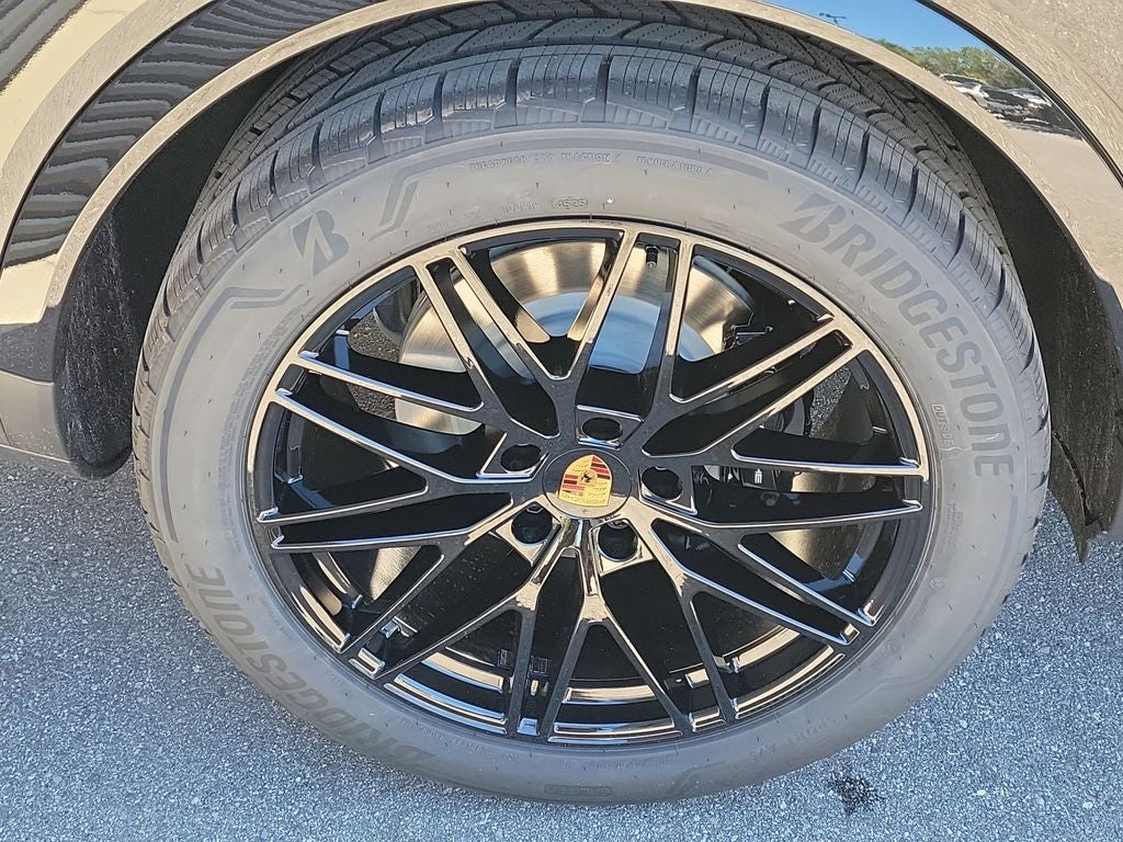 2026 Porsche Cayenne Coupe Base