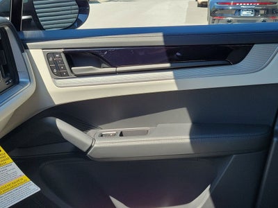 2026 Porsche Cayenne Coupe Base