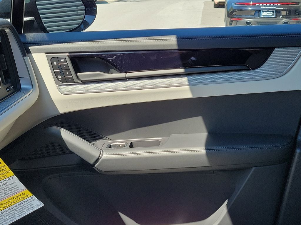 2026 Porsche Cayenne Coupe Base