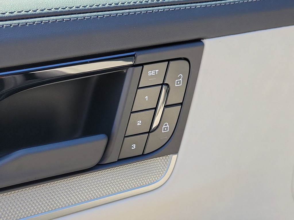 2026 Porsche Cayenne Coupe Base