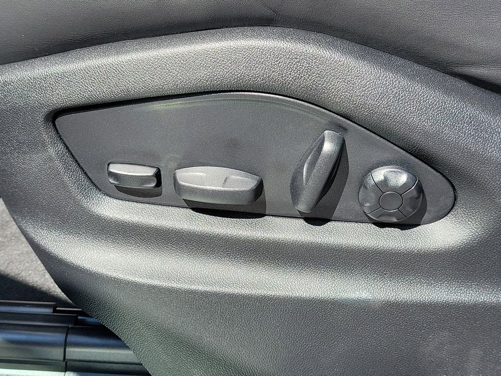 2026 Porsche Cayenne Coupe Base