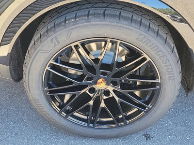 2026 Porsche Cayenne Coupe Base