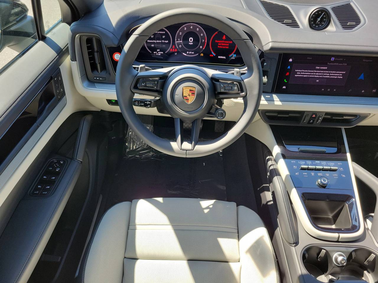 2026 Porsche Cayenne Coupe Base