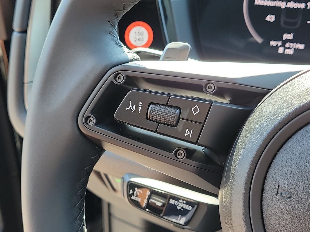 2026 Porsche Cayenne Coupe Base