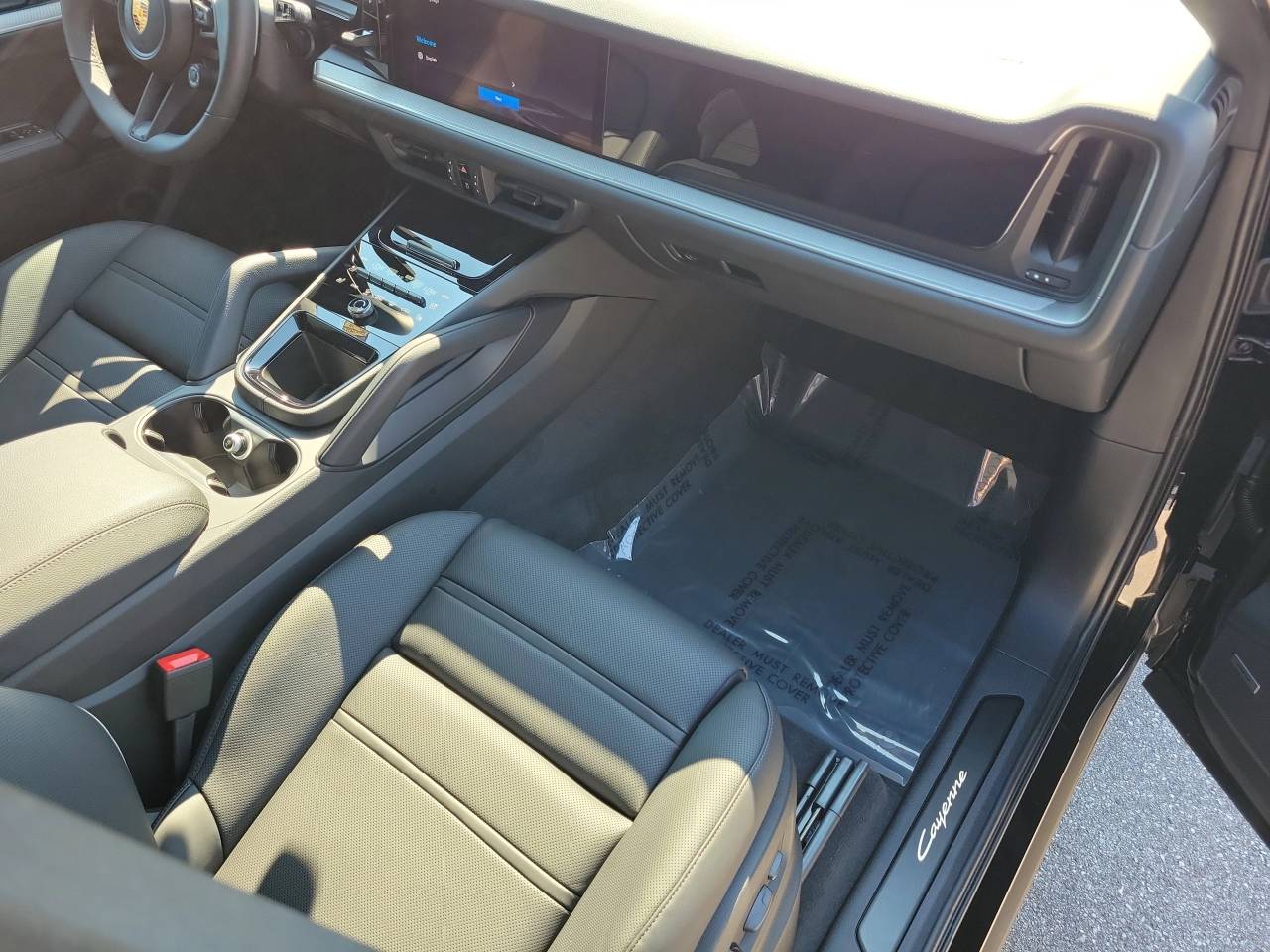 2026 Porsche Cayenne Coupe Base