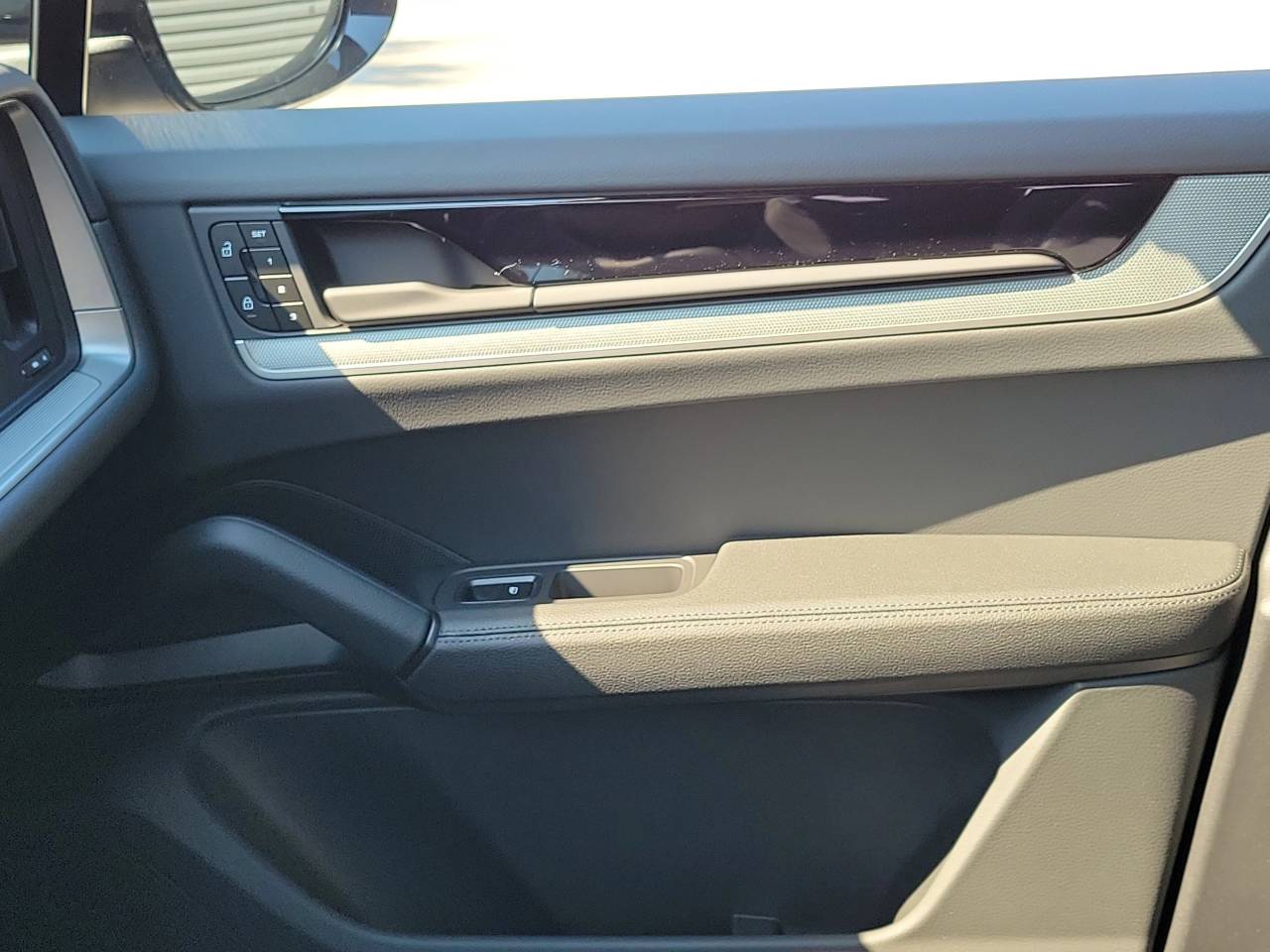 2026 Porsche Cayenne Coupe Base