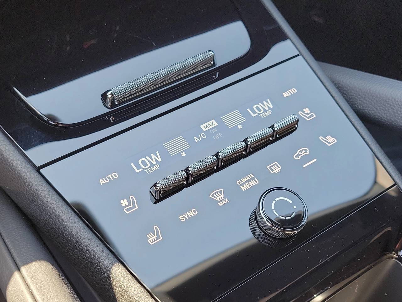 2026 Porsche Cayenne Coupe Base