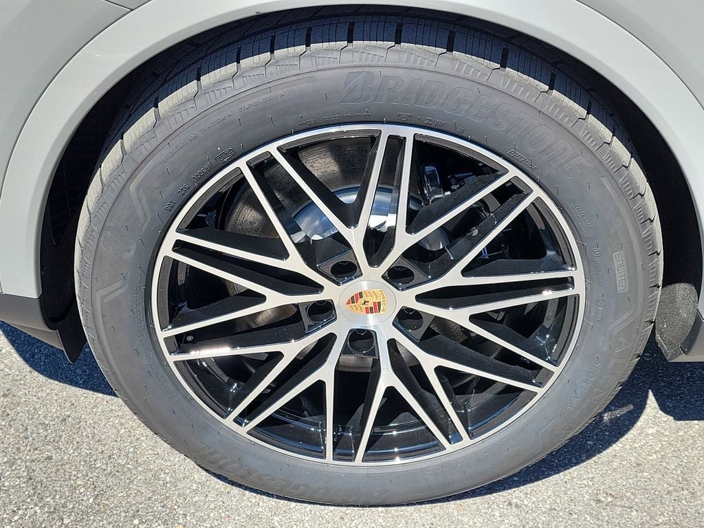 2026 Porsche Cayenne E-Hybrid Coupe Base