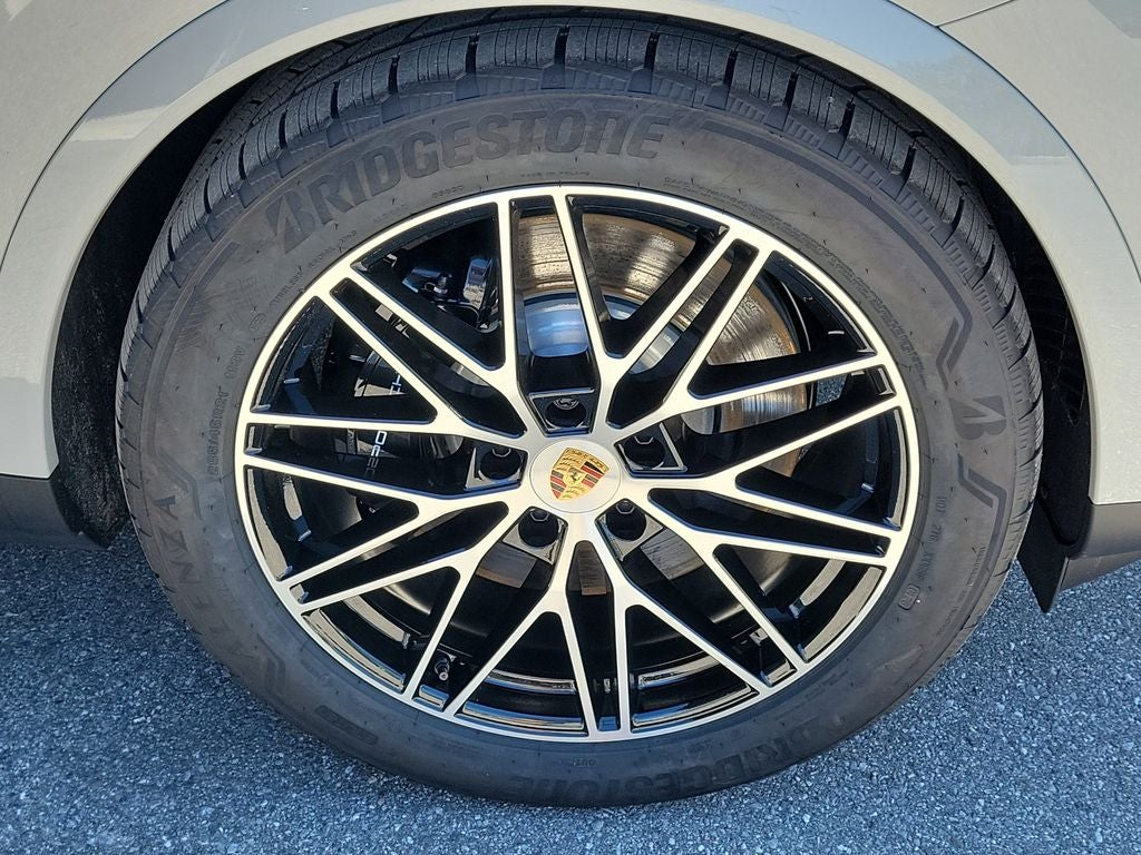 2026 Porsche Cayenne E-Hybrid Coupe Base