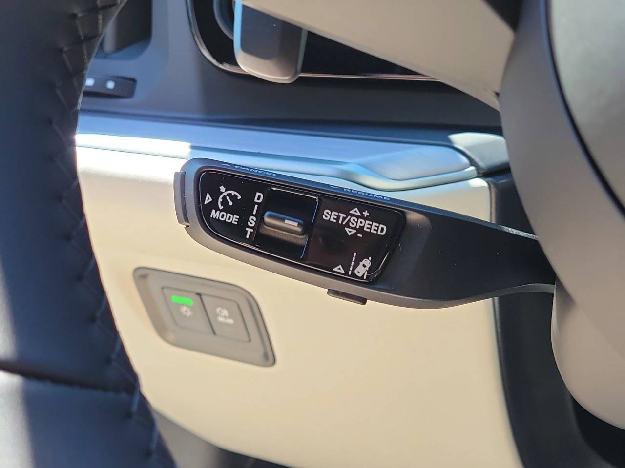 2026 Porsche Cayenne E-Hybrid Coupe Base