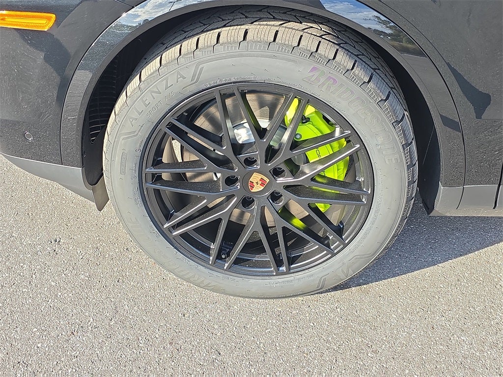 2026 Porsche Cayenne E-Hybrid Coupe Base