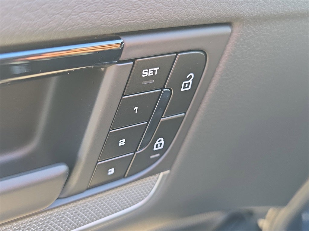 2026 Porsche Cayenne E-Hybrid Coupe Base