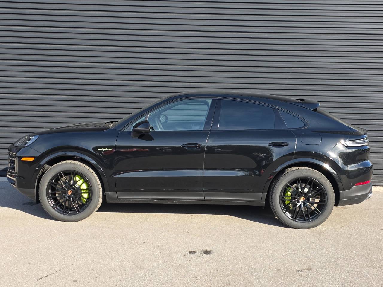 2026 Porsche Cayenne E-Hybrid Coupe Base