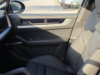 2026 Porsche Cayenne E-Hybrid Coupe Base