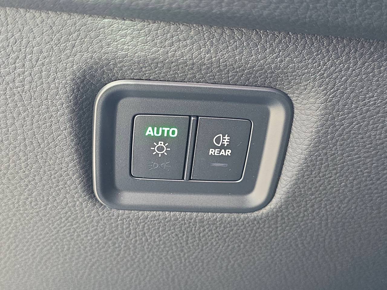 2026 Porsche Cayenne E-Hybrid Coupe Base