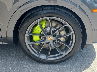 2026 Porsche Cayenne E-Hybrid Coupe Base