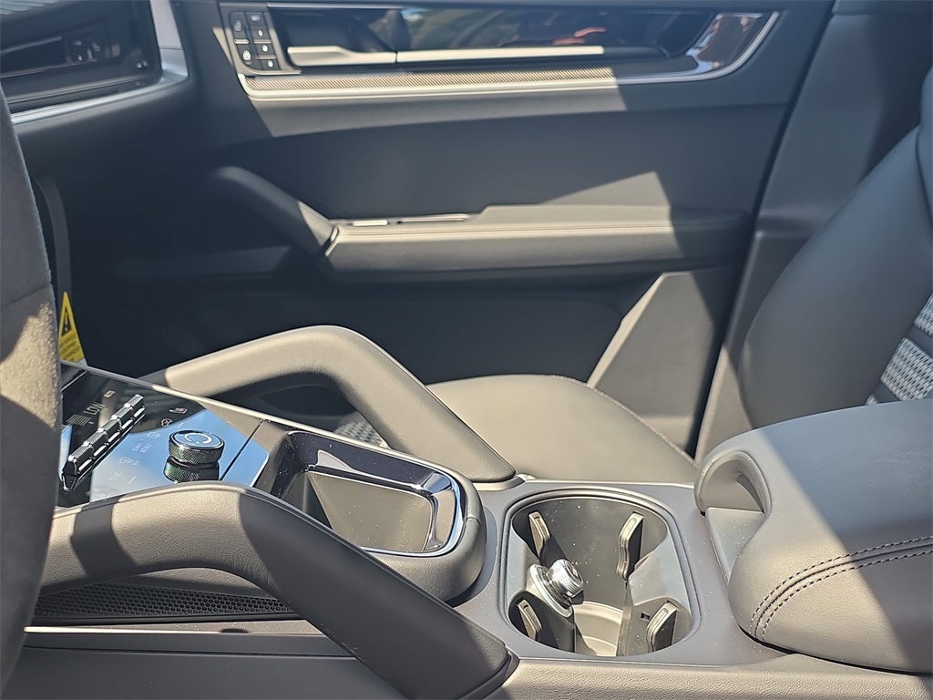 2026 Porsche Cayenne E-Hybrid Coupe Base