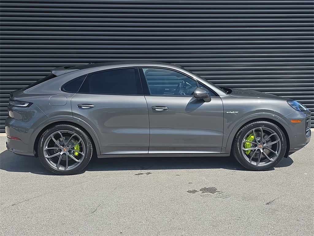2026 Porsche Cayenne E-Hybrid Coupe Base