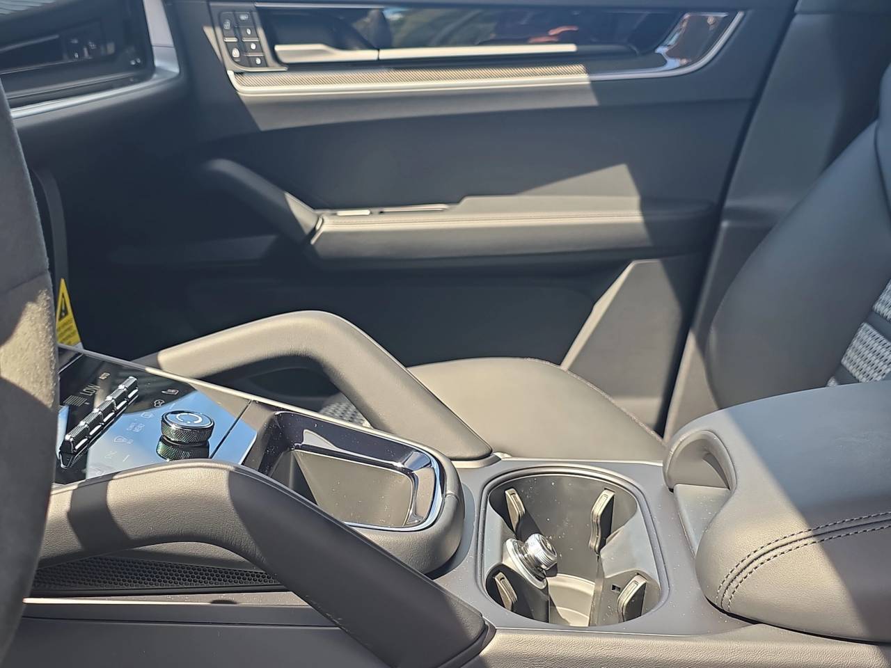 2026 Porsche Cayenne E-Hybrid Coupe Base