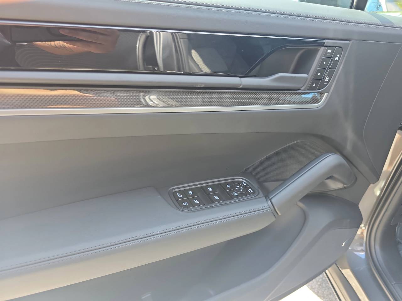 2026 Porsche Cayenne E-Hybrid Coupe Base