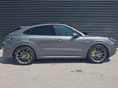 2026 Porsche Cayenne E-Hybrid Coupe Base
