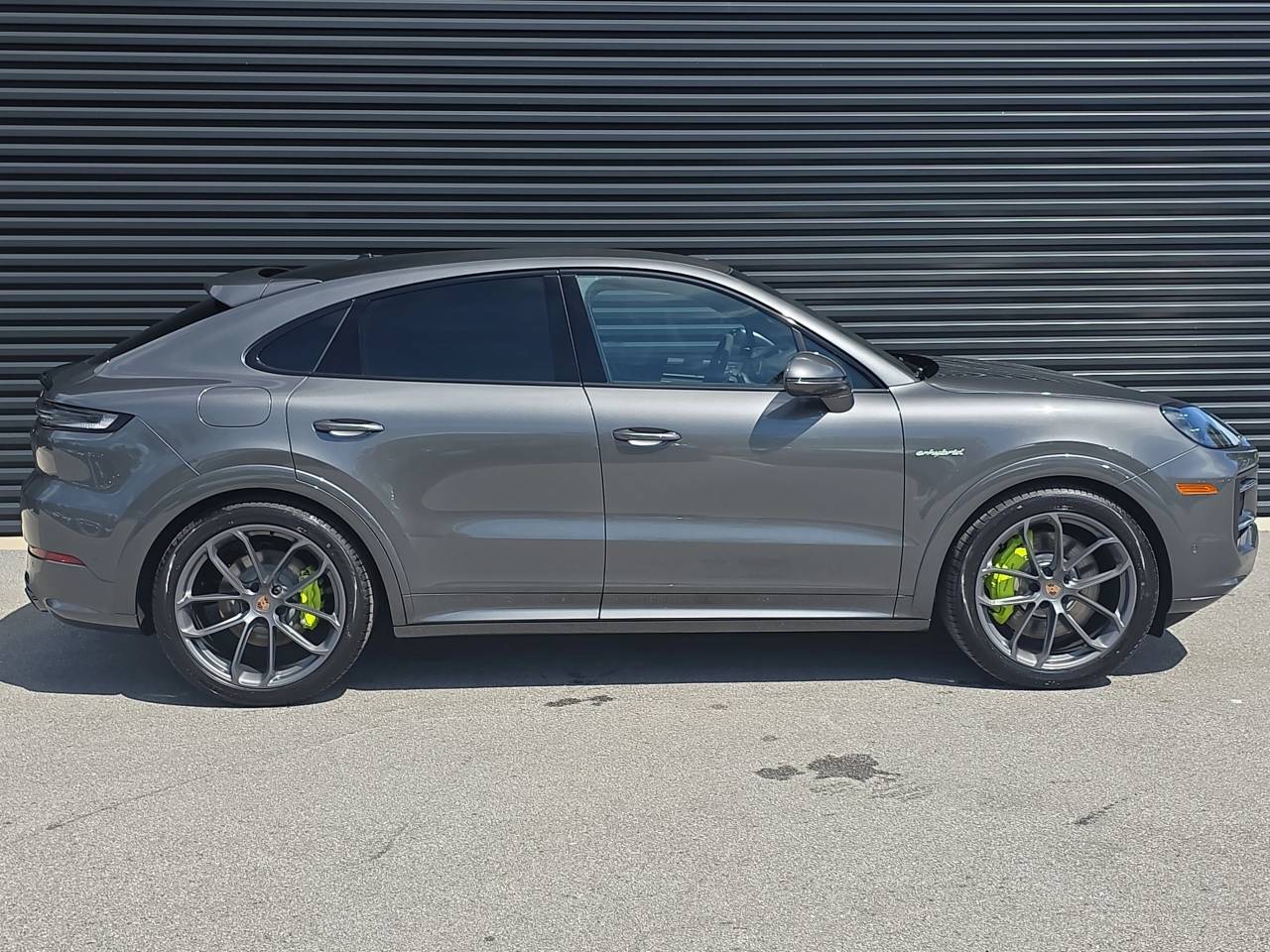 2026 Porsche Cayenne E-Hybrid Coupe Base