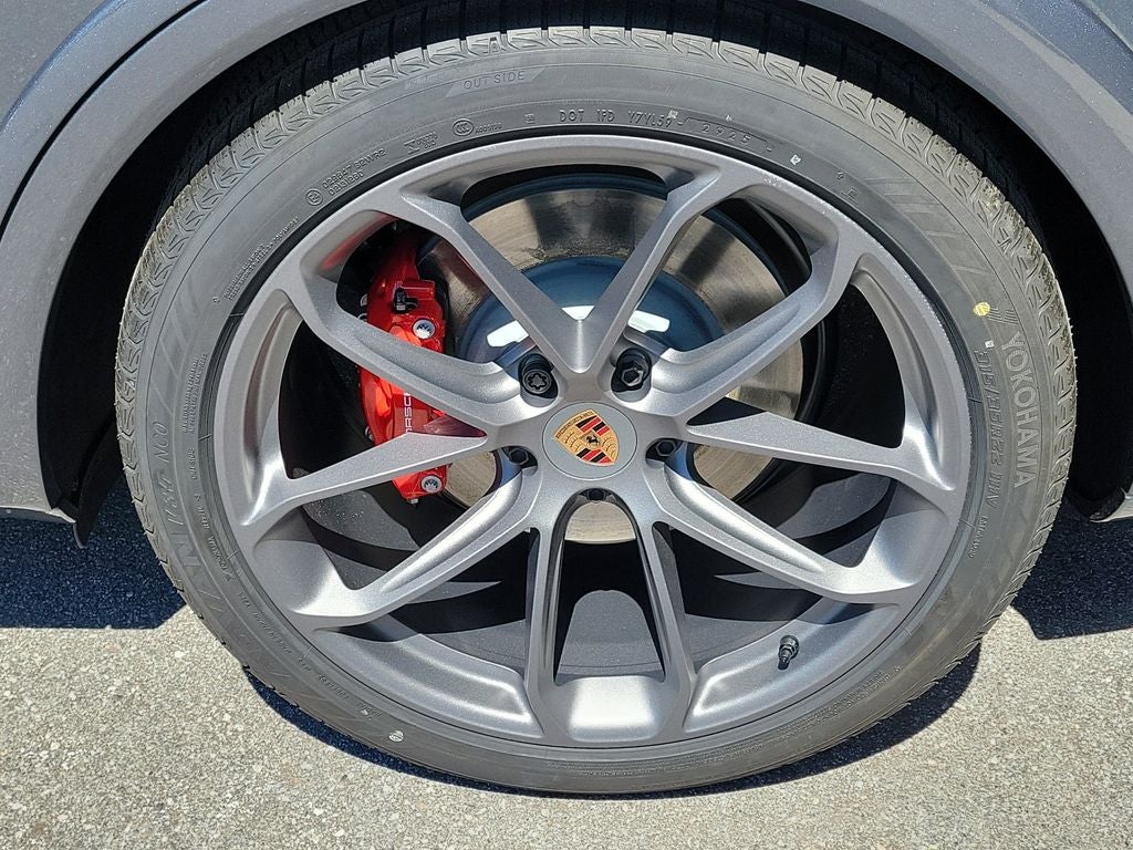 2026 Porsche Cayenne Coupe GTS