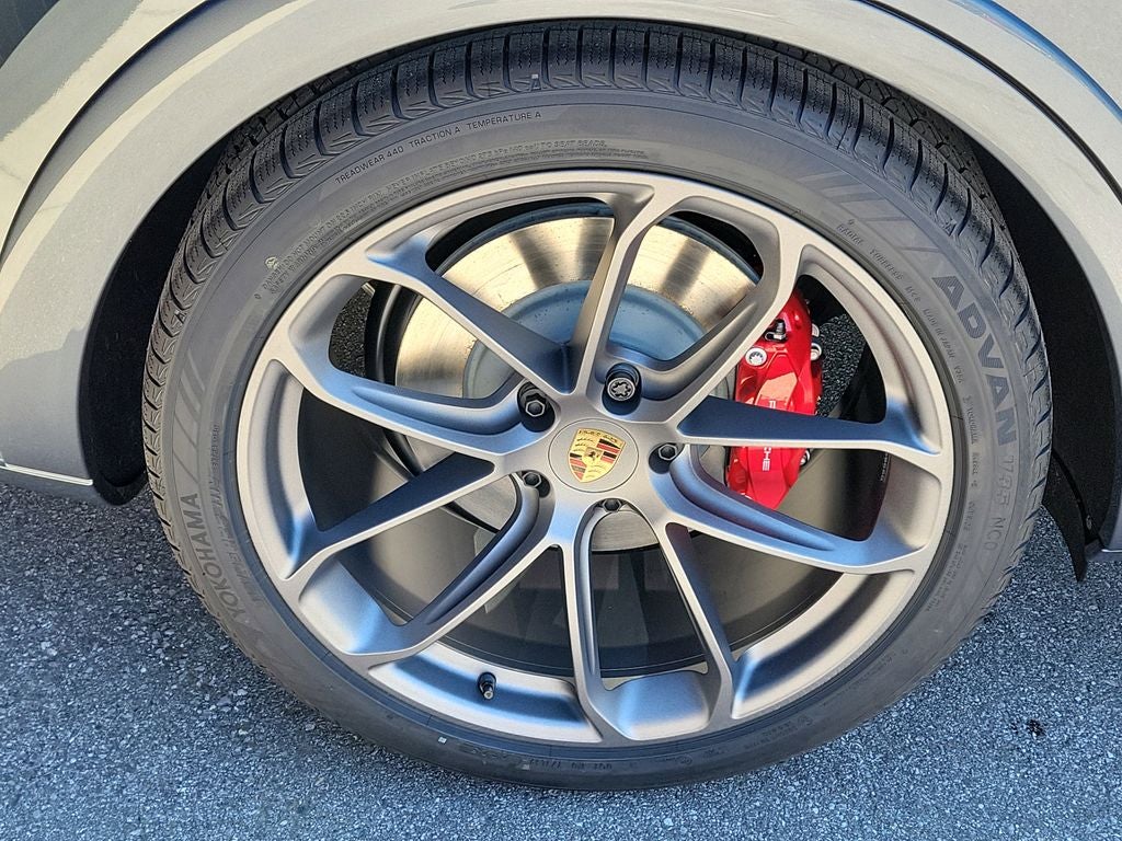 2026 Porsche Cayenne Coupe GTS