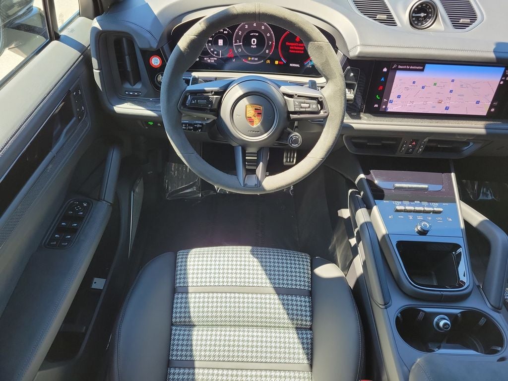 2026 Porsche Cayenne Coupe GTS