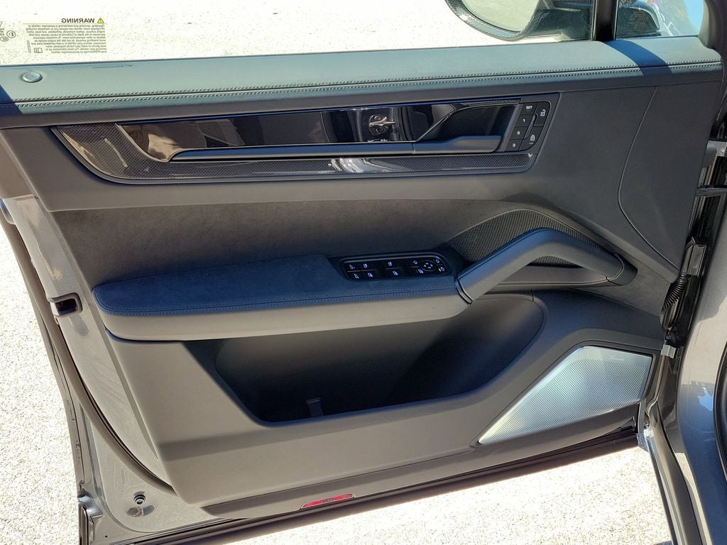 2026 Porsche Cayenne Coupe GTS