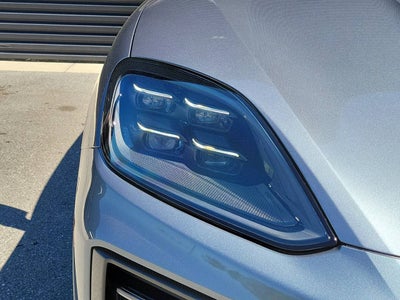 2026 Porsche Cayenne Coupe GTS