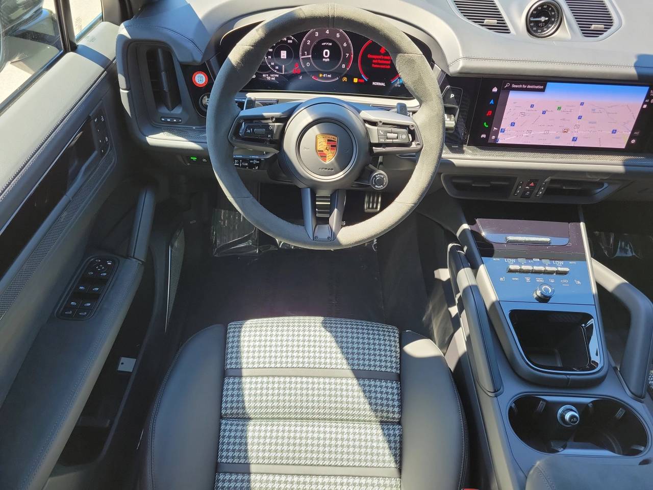 2026 Porsche Cayenne Coupe GTS