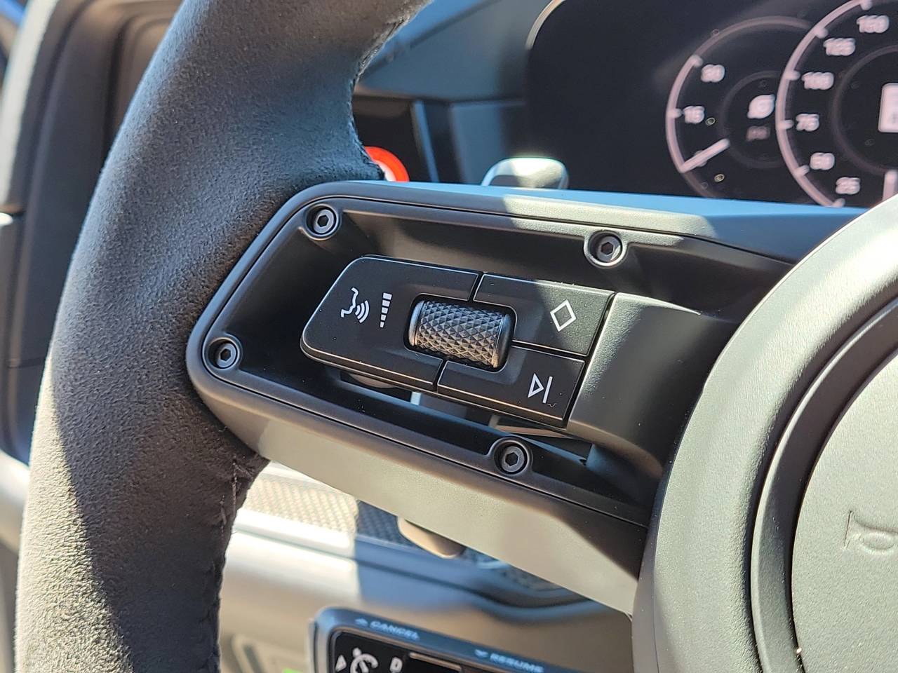 2026 Porsche Cayenne Coupe GTS