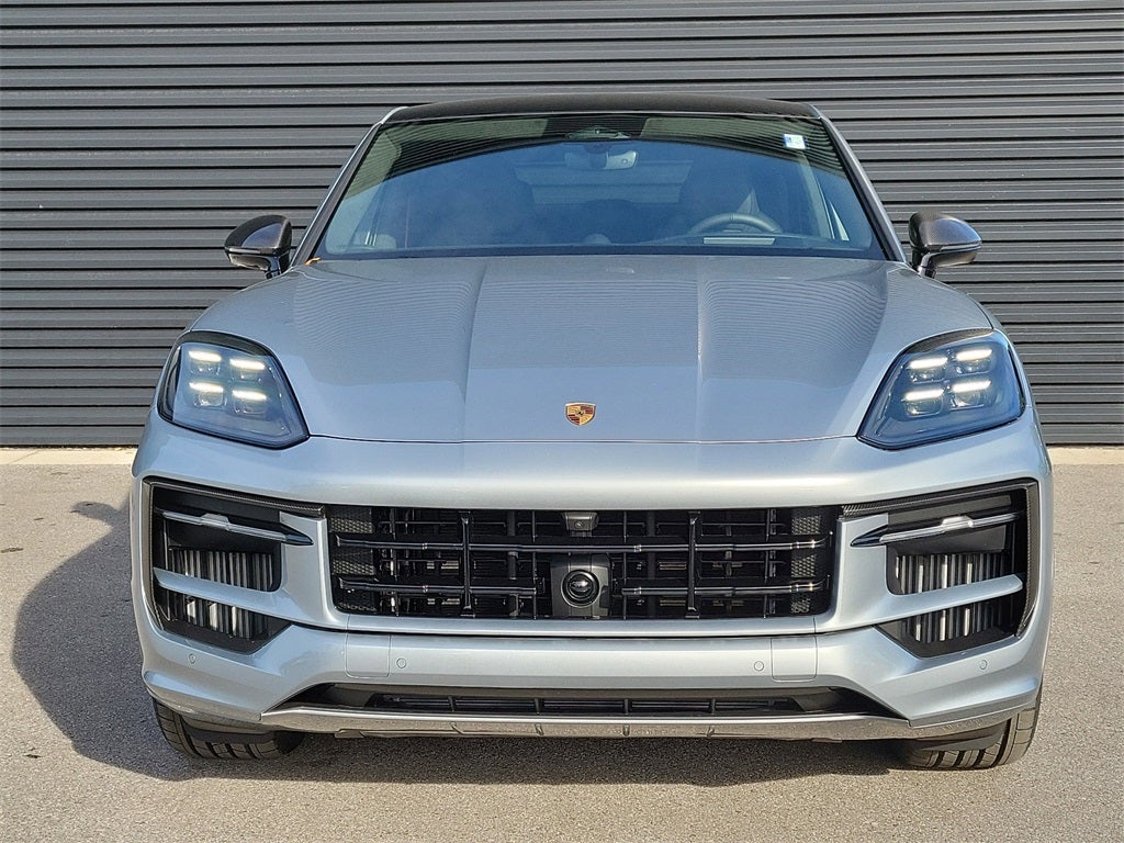 2026 Porsche Cayenne Coupe GTS