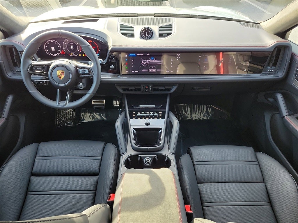 2026 Porsche Cayenne Coupe GTS