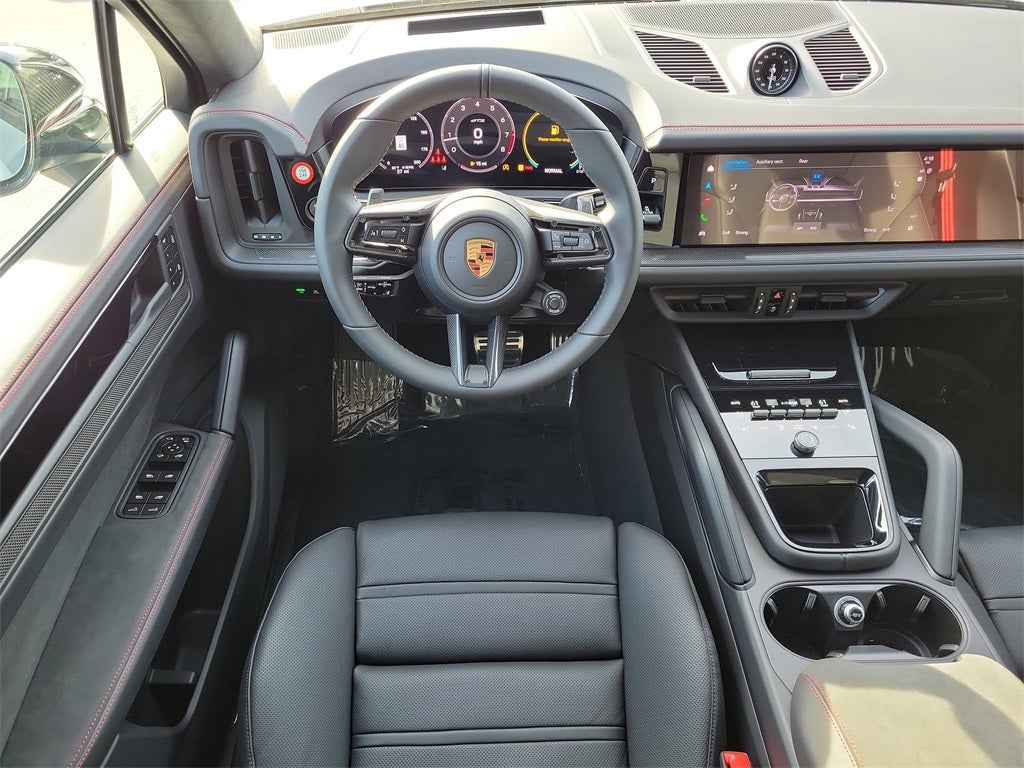 2026 Porsche Cayenne Coupe GTS