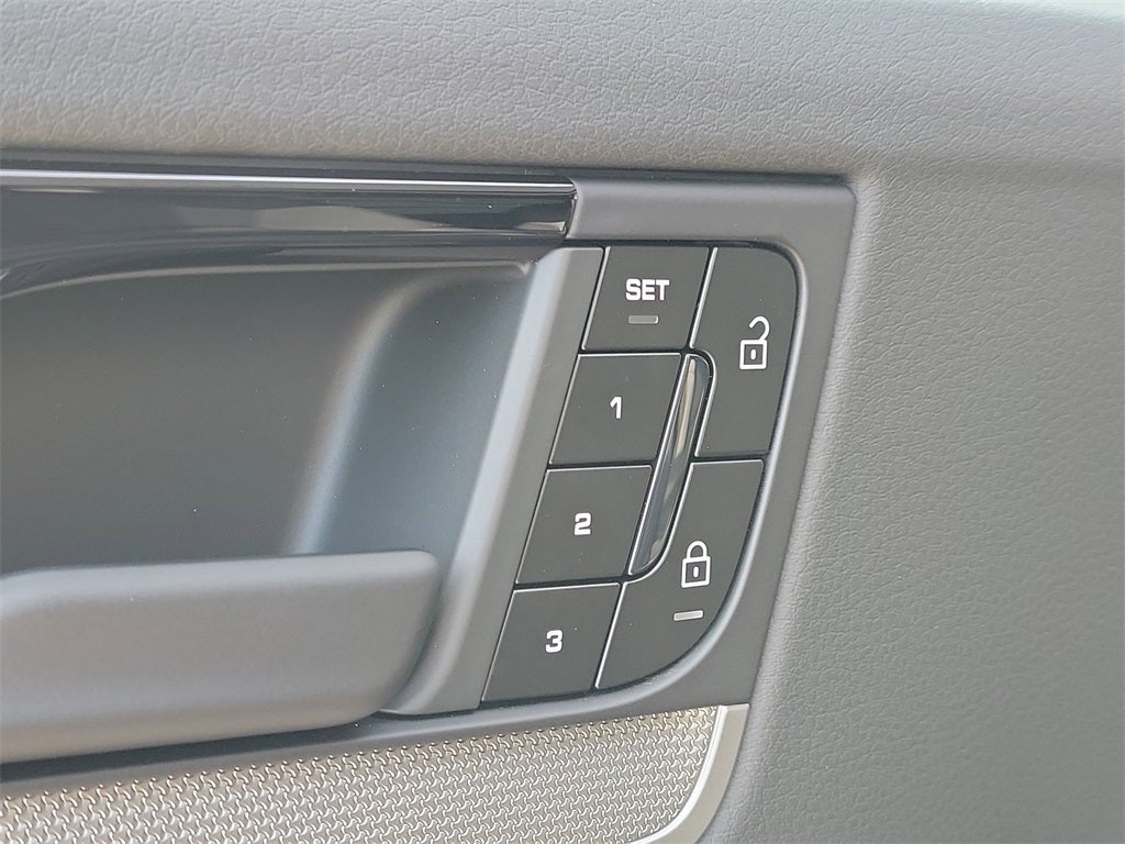 2026 Porsche Cayenne Coupe GTS