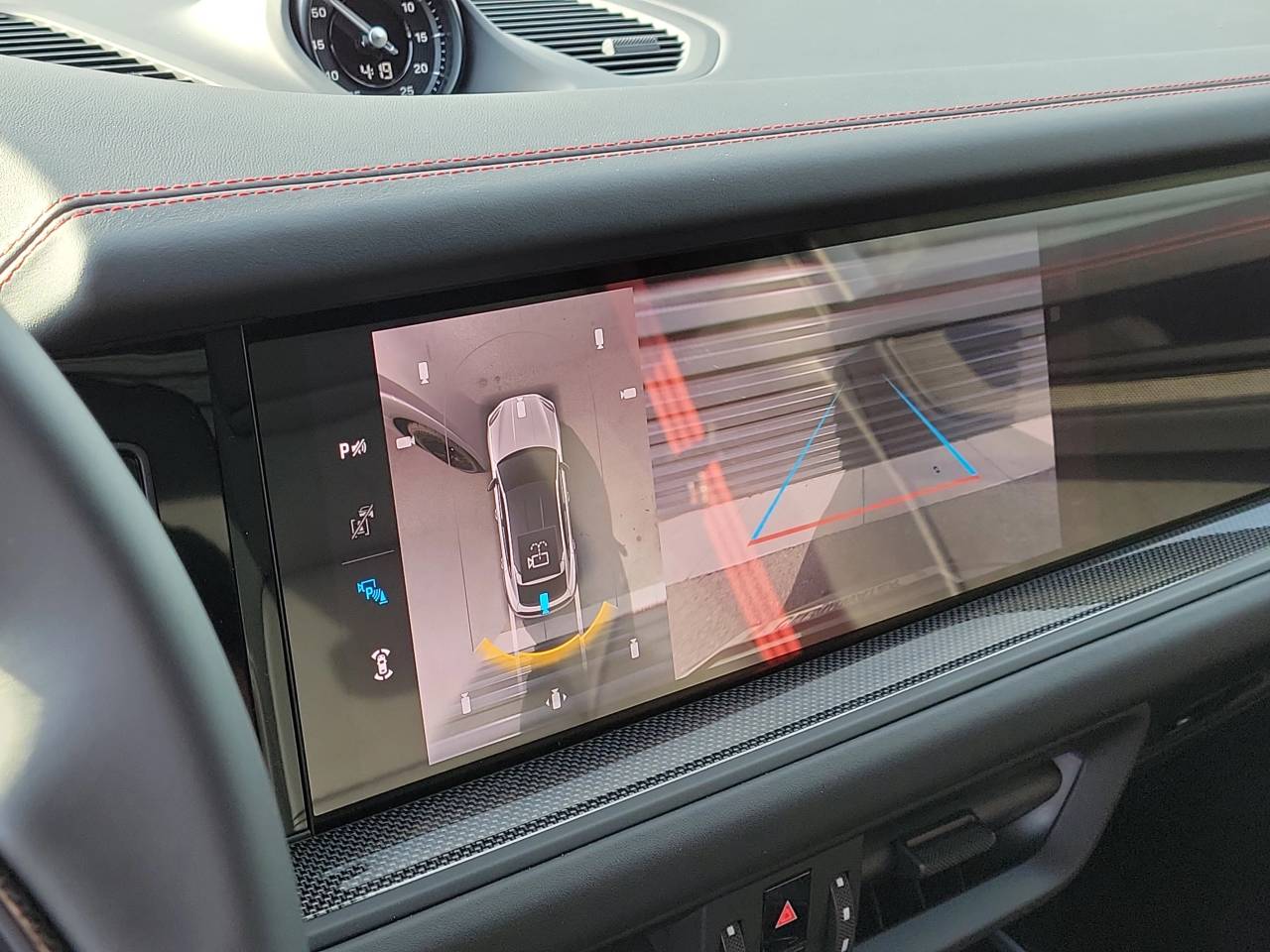 2026 Porsche Cayenne Coupe GTS