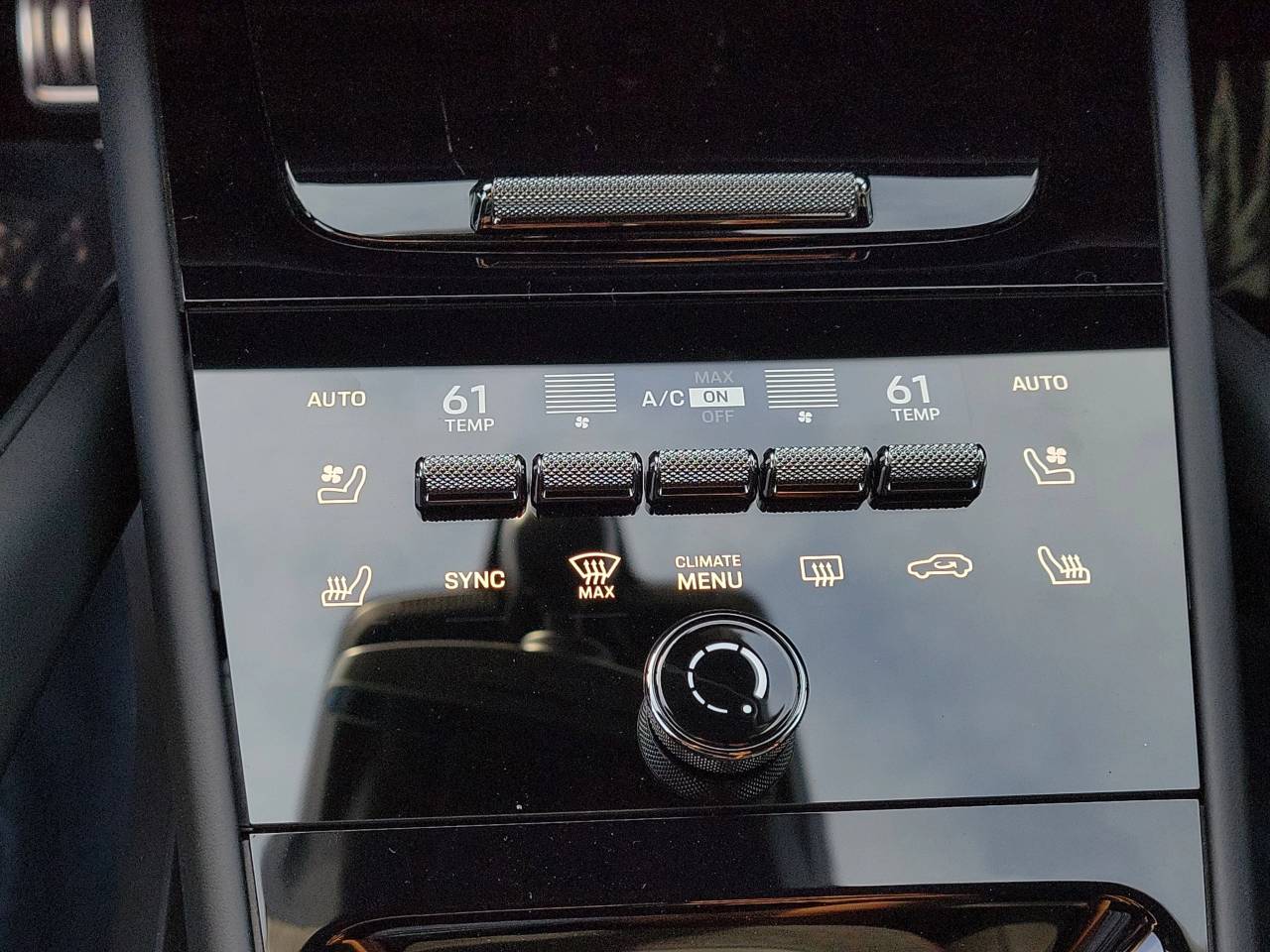 2026 Porsche Cayenne Coupe GTS