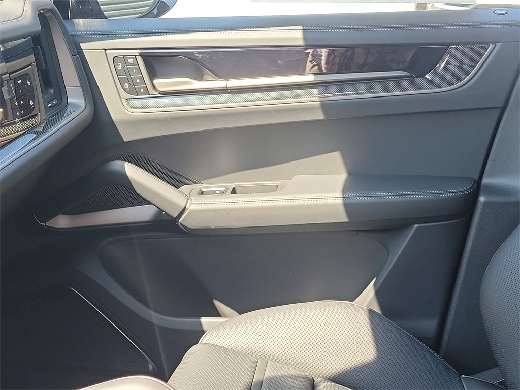 2026 Porsche Cayenne E-Hybrid Coupe Turbo