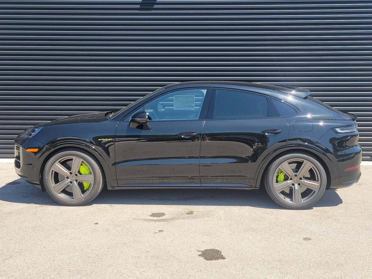 2026 Porsche Cayenne E-Hybrid Coupe Turbo