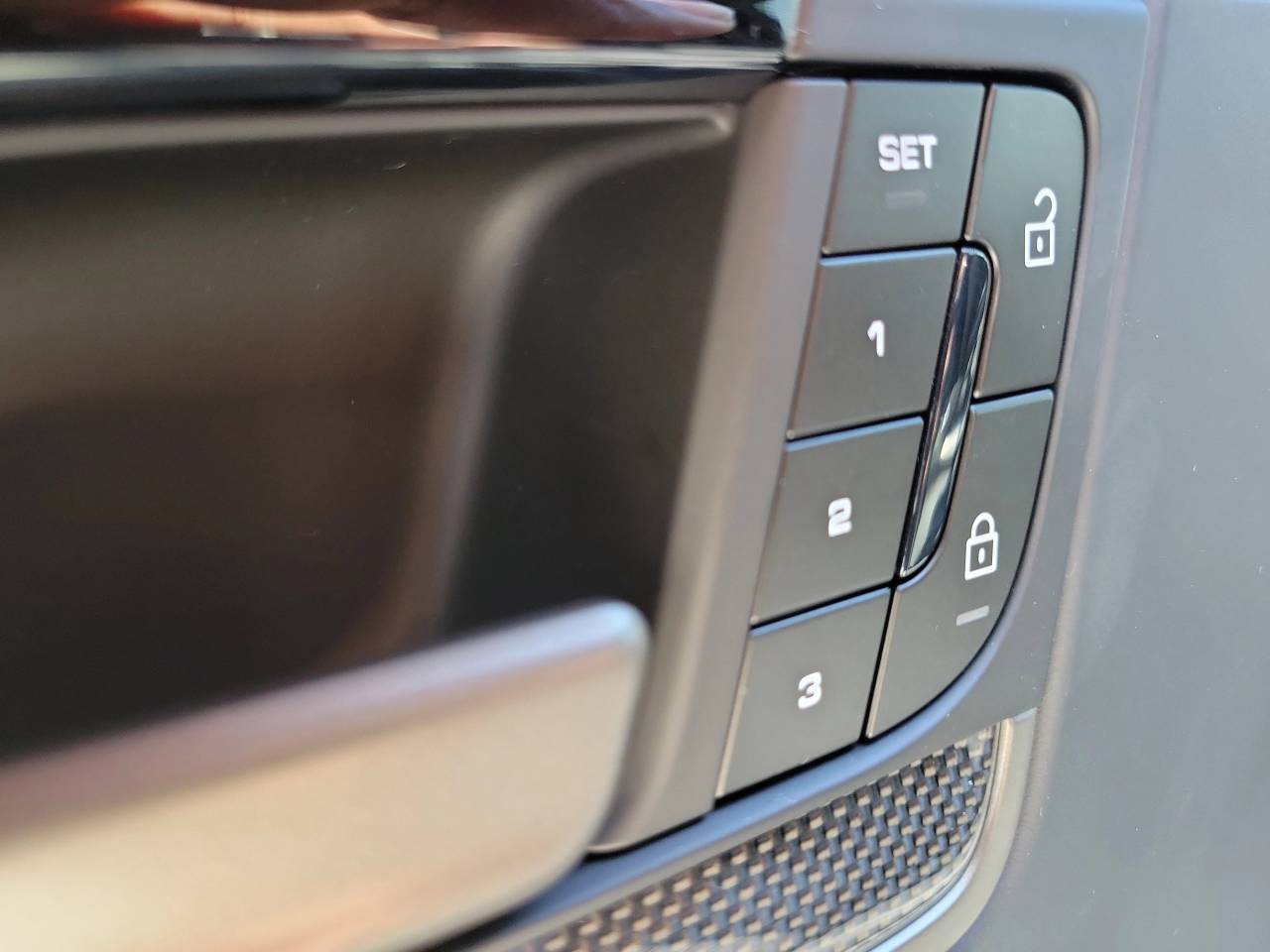 2026 Porsche Cayenne E-Hybrid Coupe Turbo