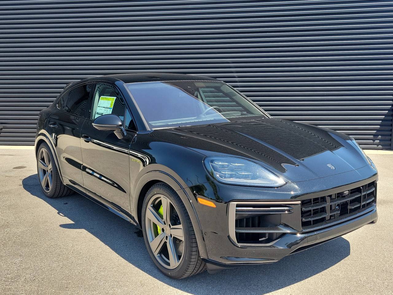 2026 Porsche Cayenne E-Hybrid Coupe Turbo