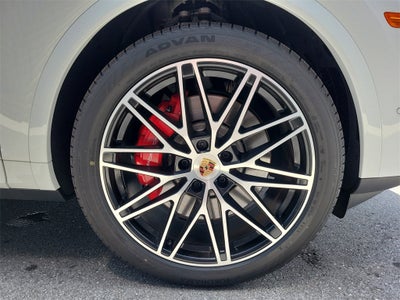 2025 Porsche Cayenne E-Hybrid Coupe S